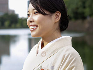 【No.37】世界で働く日本人の取材を通じて、“多様な生き方”を発信する｜女性100名山（第8号）