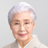 【No.124】大樹の幹 － 経験が人生を彩る ｜女性100名山（第36号）